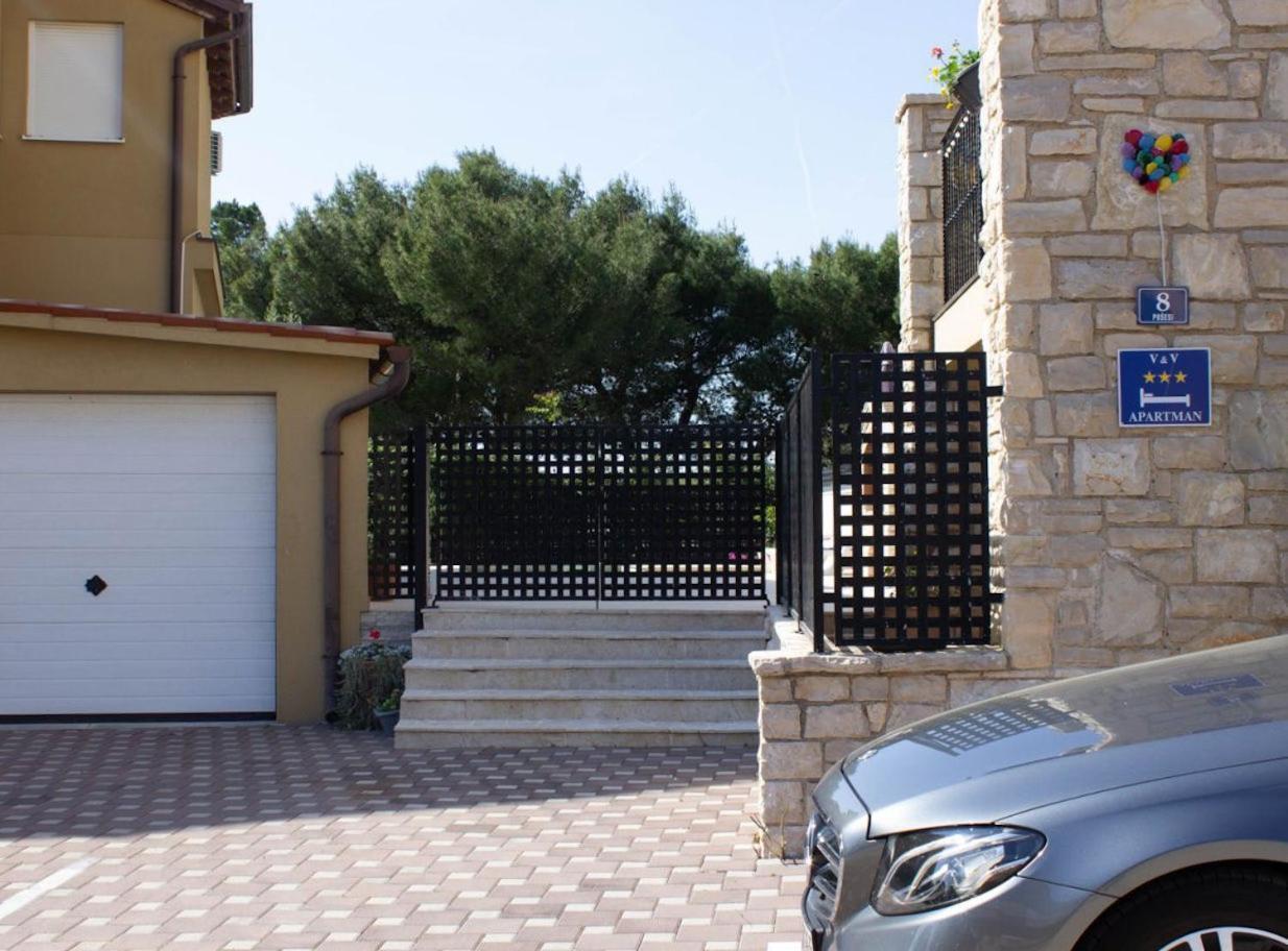 V&V Medulin Pool And Sea Apartment Exterior photo